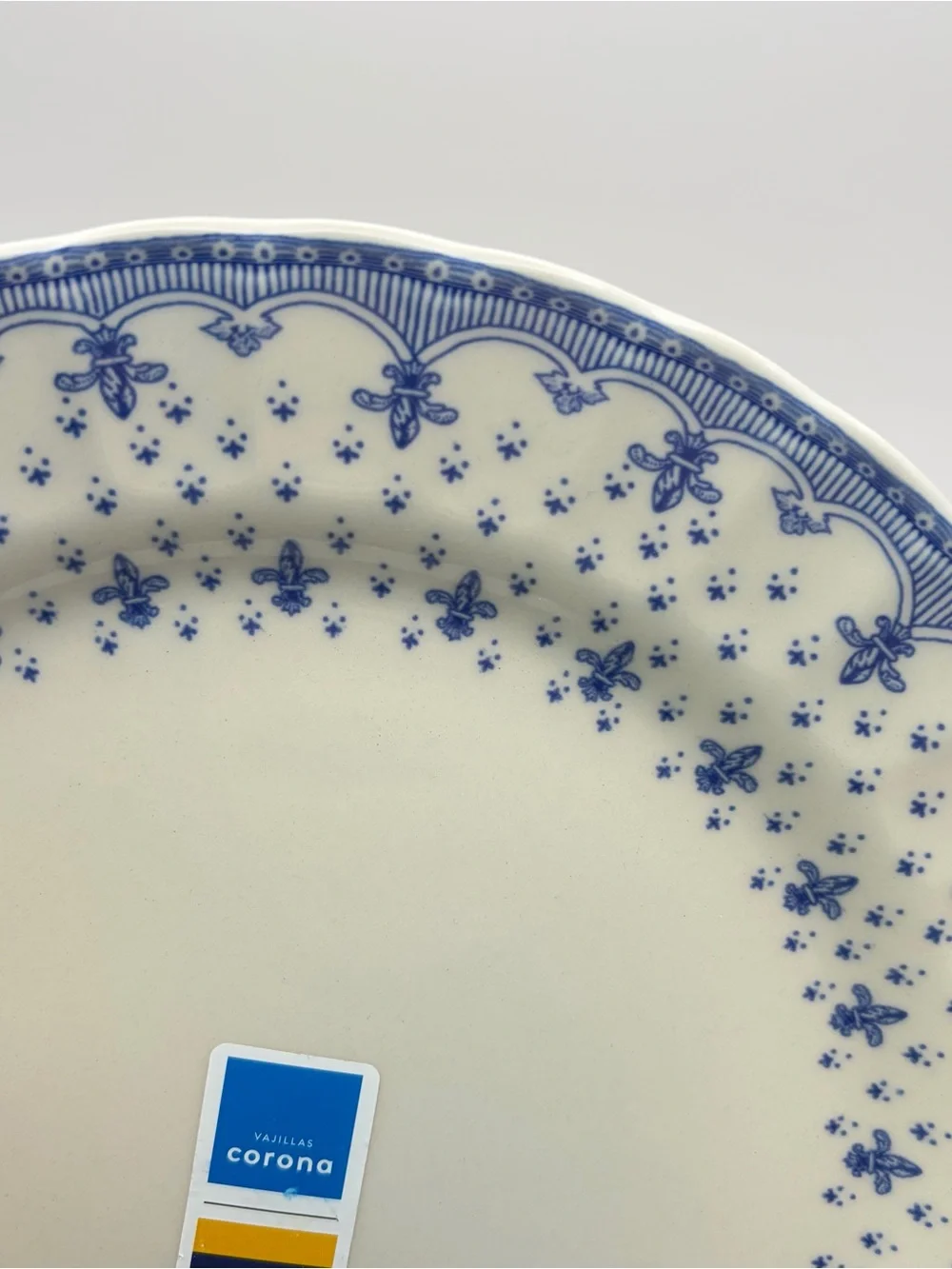 Corona Fleur De Lis Blue White Ceramic Dinner Plate 10.5” Made In Colombia